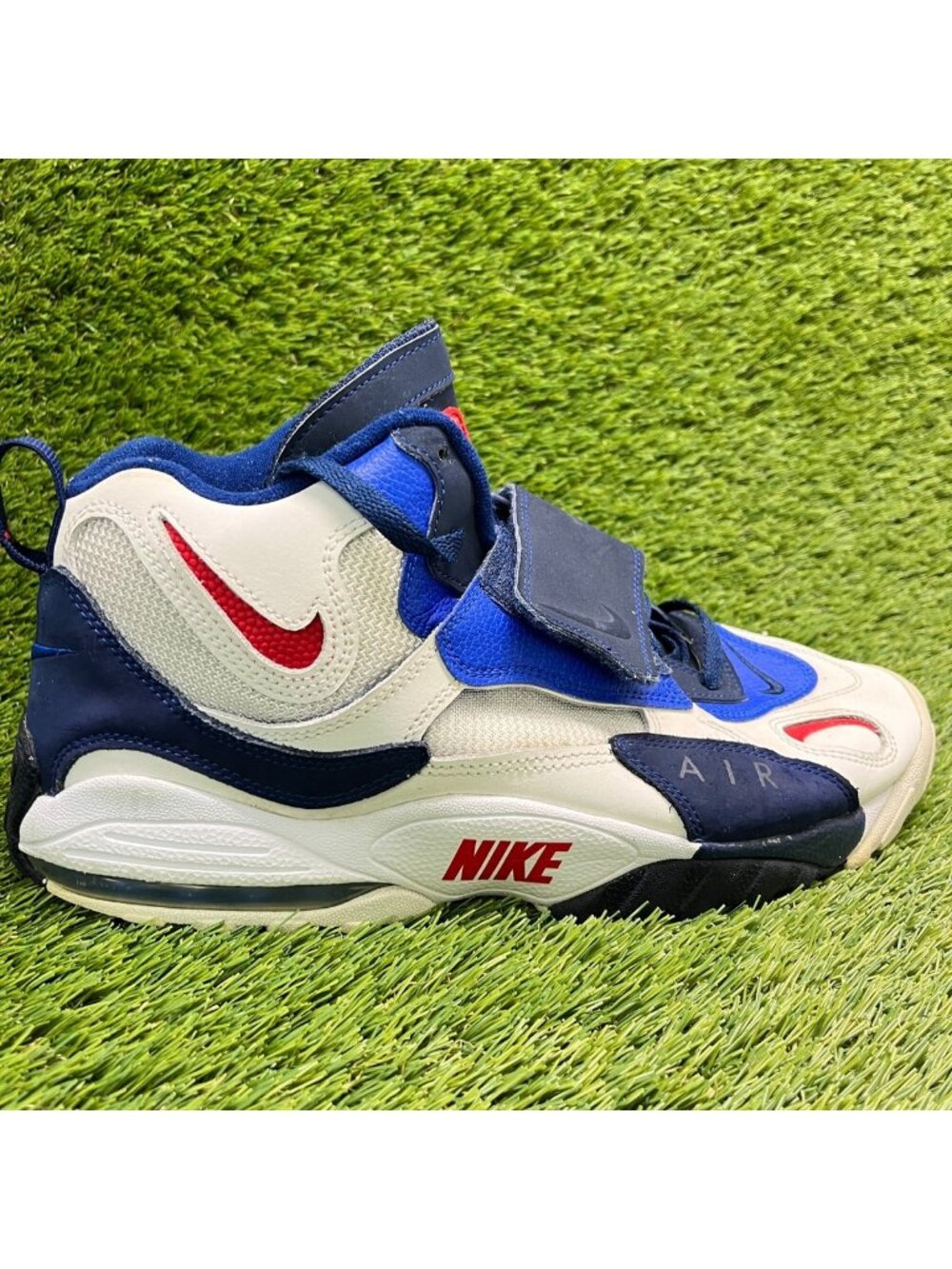 Nike Air Max Speed Turf Giants Mens Size 12 White Blue Basketball Shoes Sneakers
